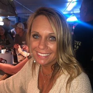 Meet your Posher, Beverly